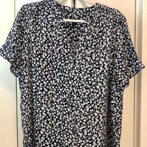 J Crew Drapey Band Collar Top in Ditsy Floral Navy L